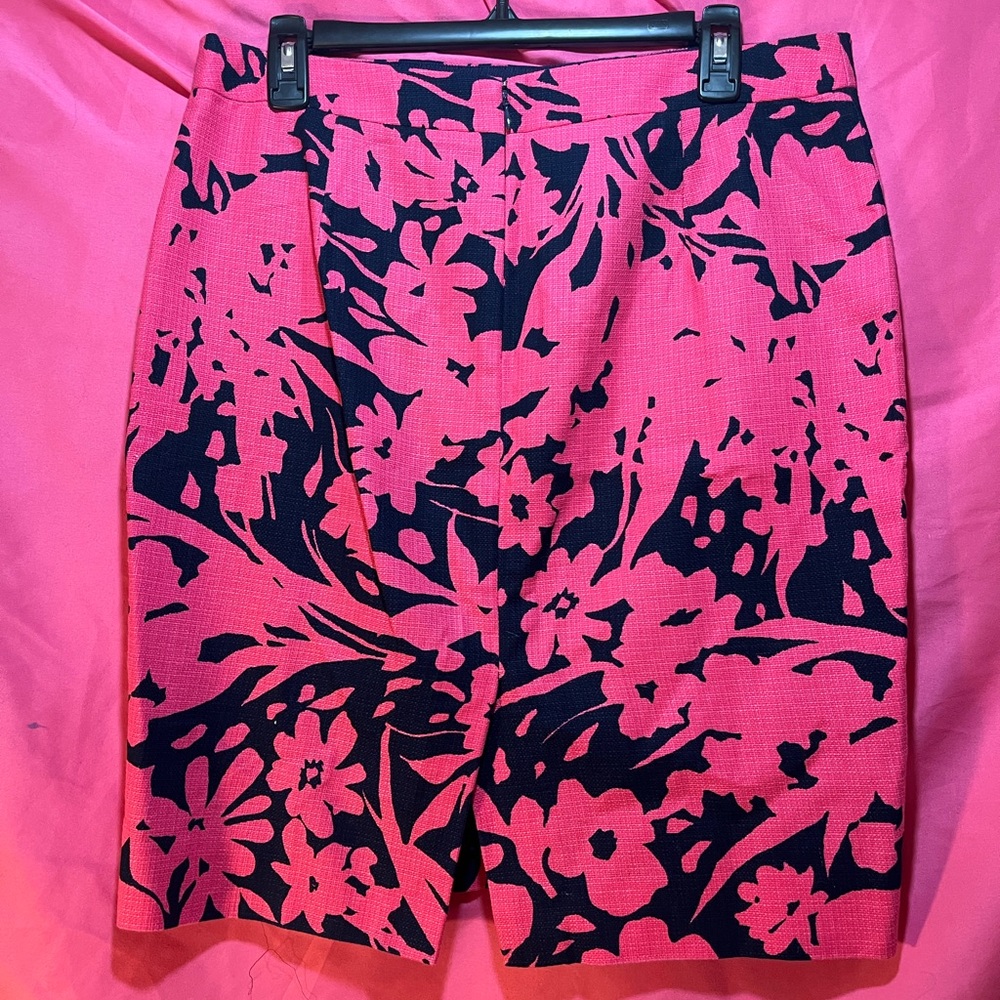 LOFT Pink and Black Pencil Skirt Knee-Length Cocktail